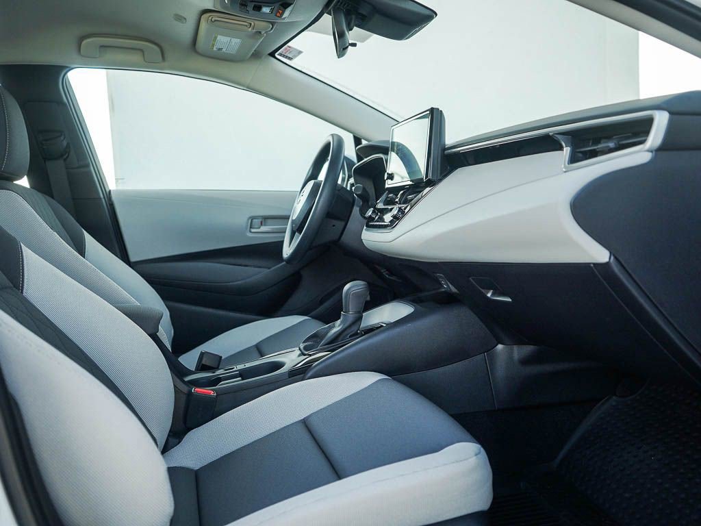 New 2026 Toyota Corolla LE image 9