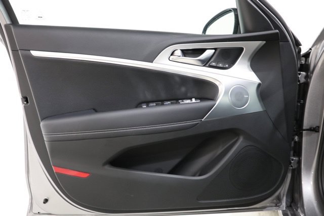 New 2026 Genesis G70 2.5T Prestige AWD/4WD image 17