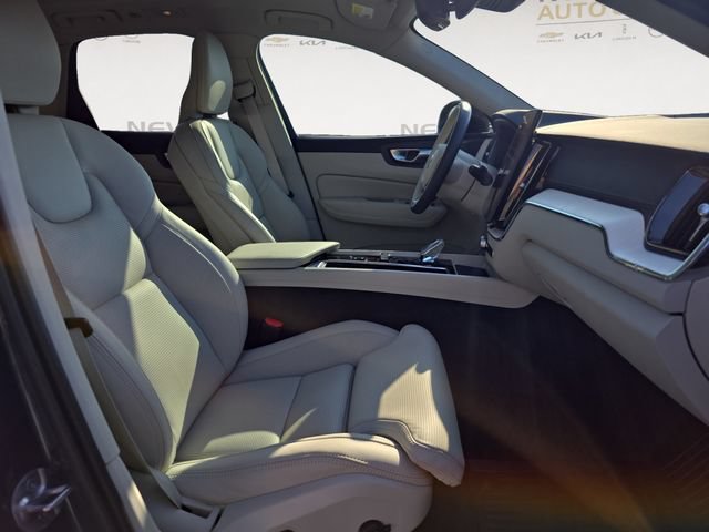 Certified 2026 Volvo XC60 B5 Ultra w/ Protection Package Premier AWD/4WD image 15