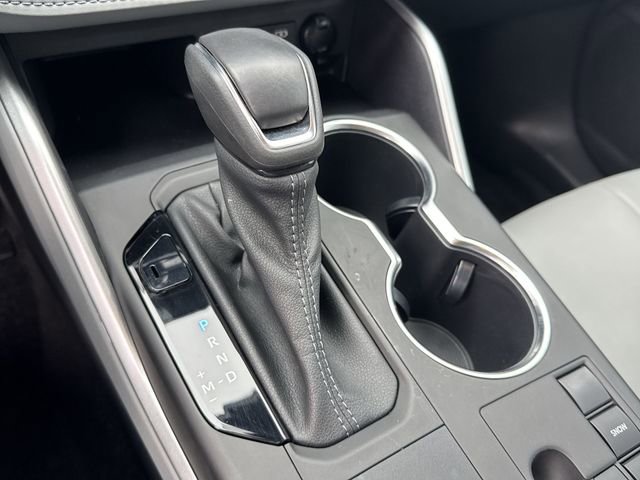 Used 2023 Toyota Highlander XLE image 23