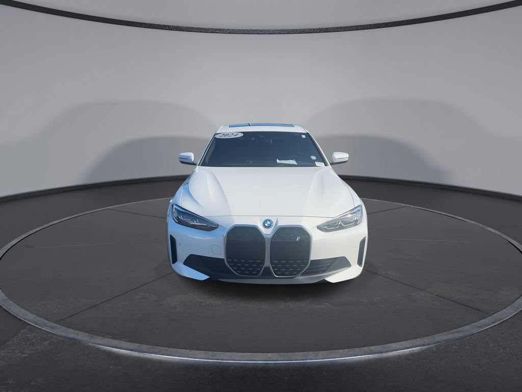 Used 2024 BMW i4 eDrive40 w/ Convenience Package image 3