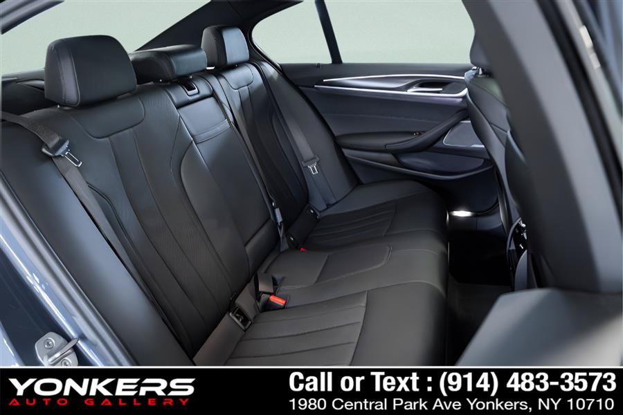 Used 2023 BMW 530i xDrive w/ M Sport Package AWD/4WD image 31