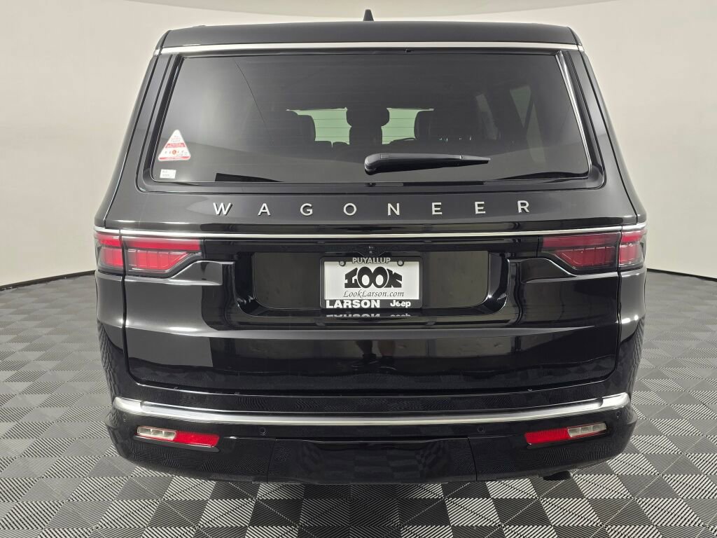 New 2025 Jeep Wagoneer L 4WD w/ HD Trailer Tow Package image 5