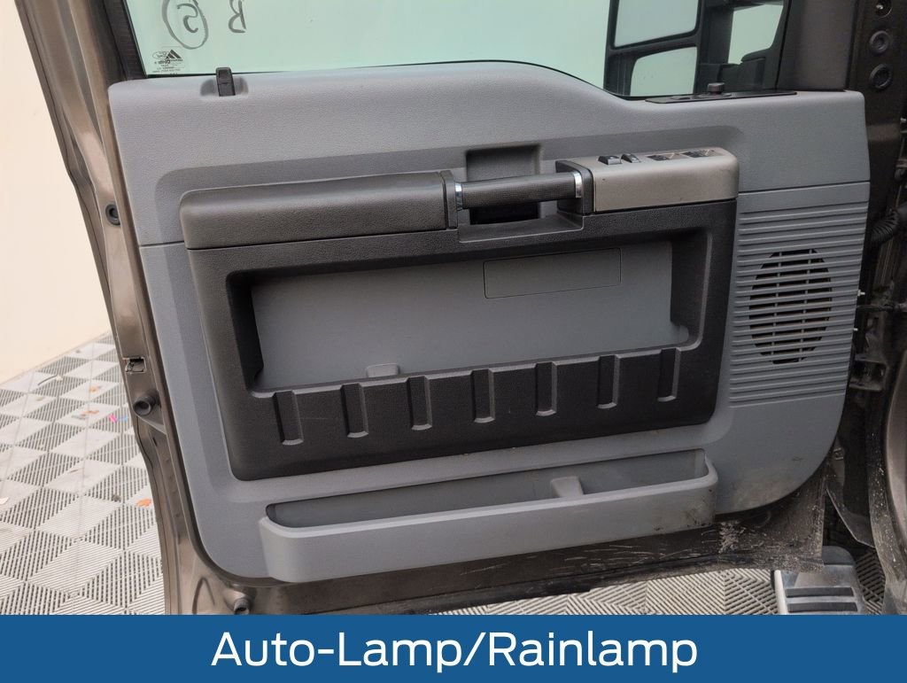 Used 2016 Ford F350 XLT w/ XLT Premium Package image 31