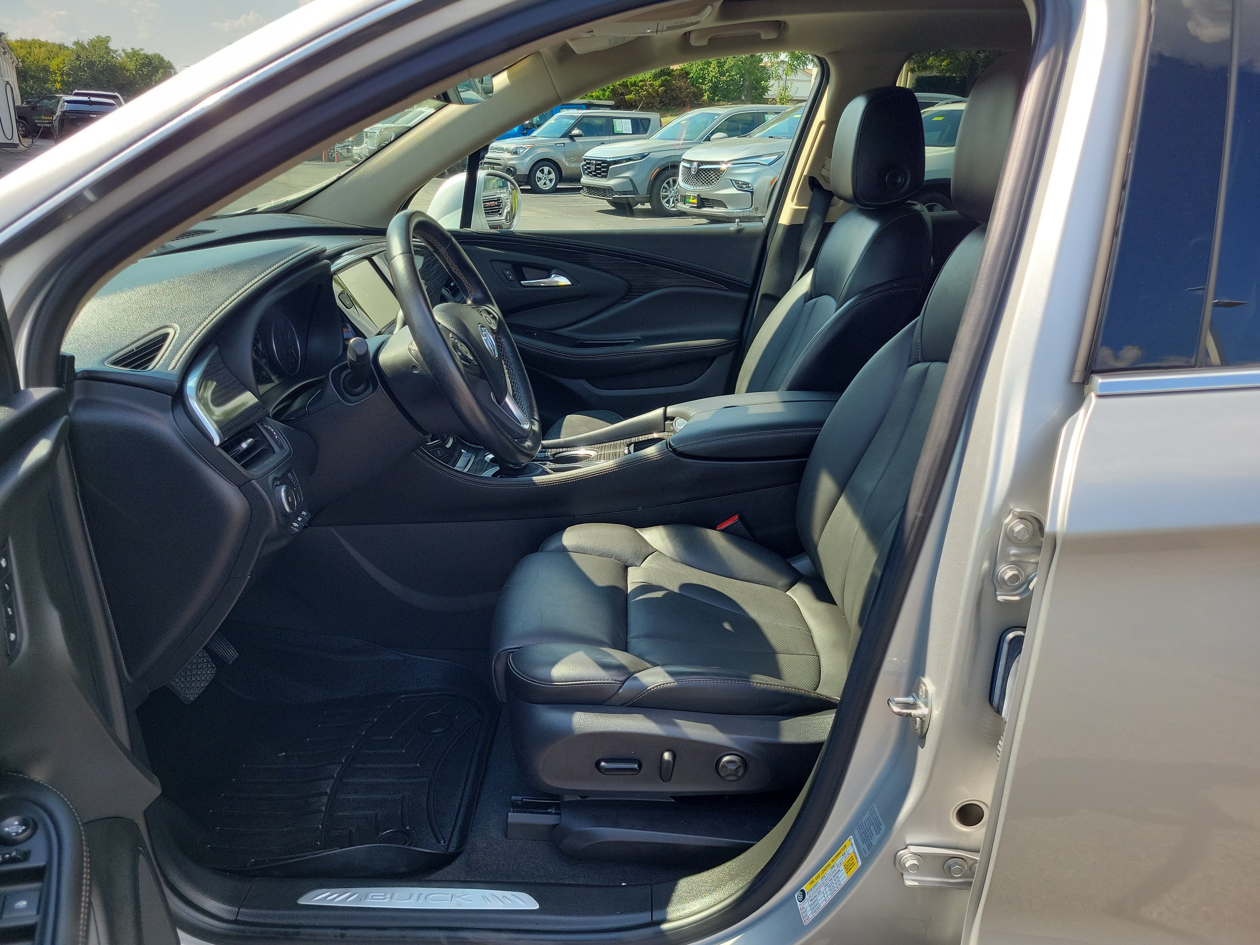 Used 2017 Buick Envision Premium AWD/4WD image 16