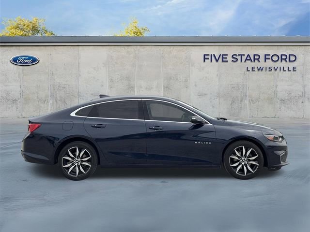 Used 2017 Chevrolet Malibu LT FWD image 3