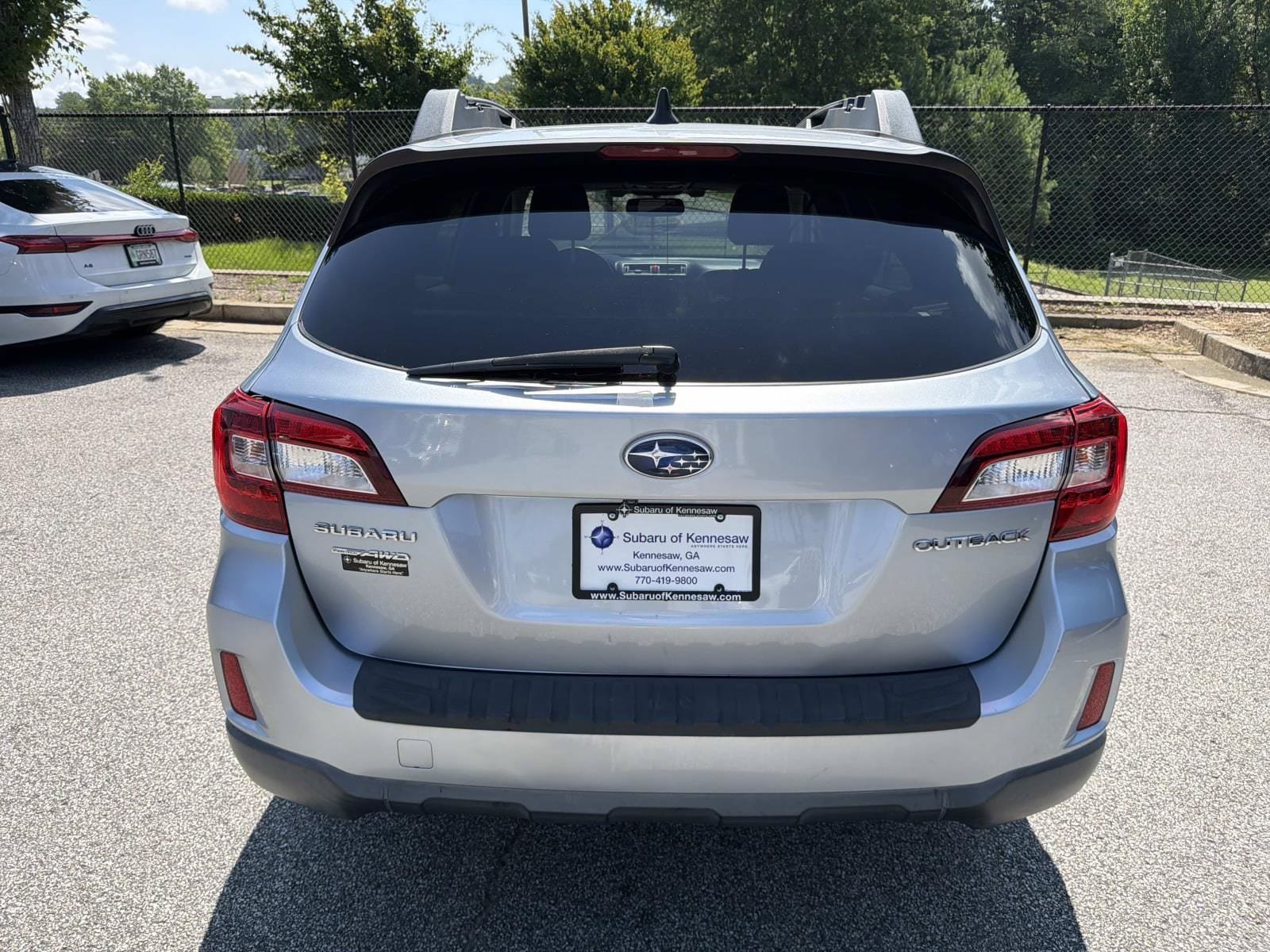 Used 2016 Subaru Outback 2.5i Limited AWD/4WD image 6