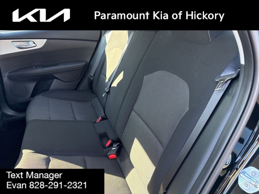 Used 2024 Kia Forte LXS w/ LXS Technology Package image 13