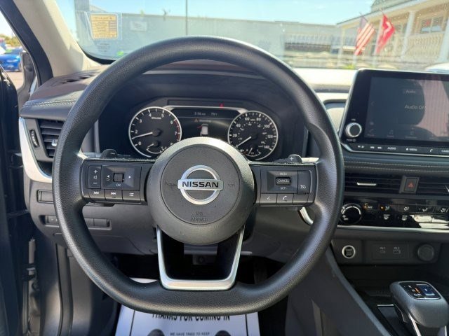 Used 2021 Nissan Rogue S image 16