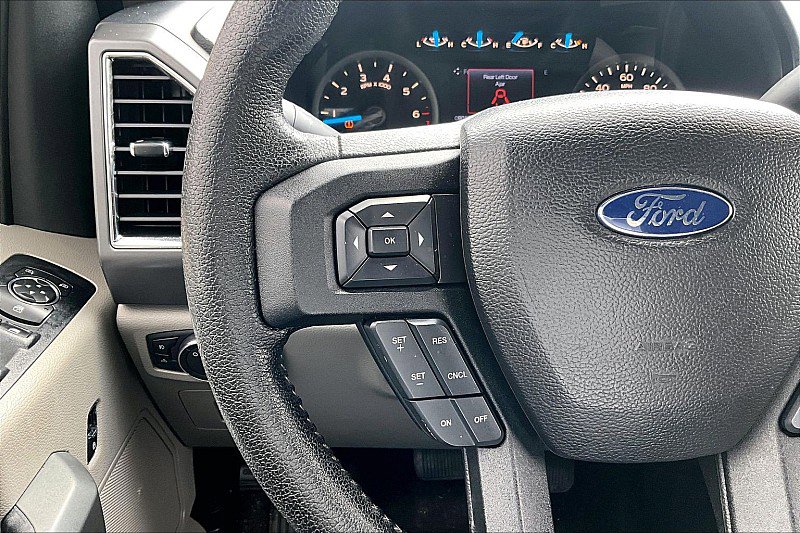 Used 2016 Ford F150 XLT w/ Equipment Group 302A Luxury RWD image 17
