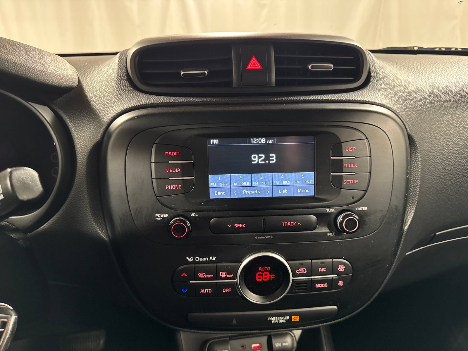 Used 2017 Kia Soul + FWD image 21