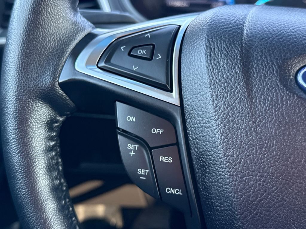 Used 2024 Ford Edge SEL image 30