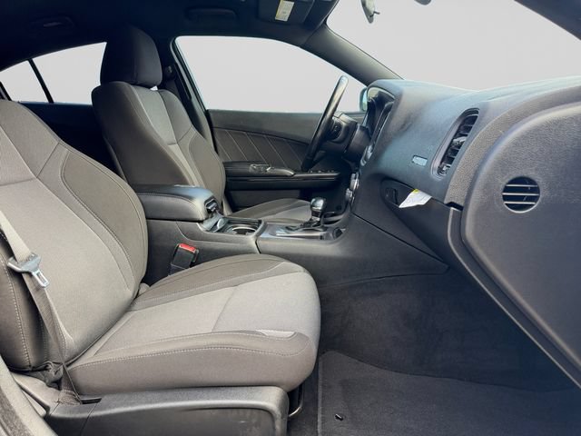 Used 2021 Dodge Charger SXT w/ Blacktop Package RWD image 15
