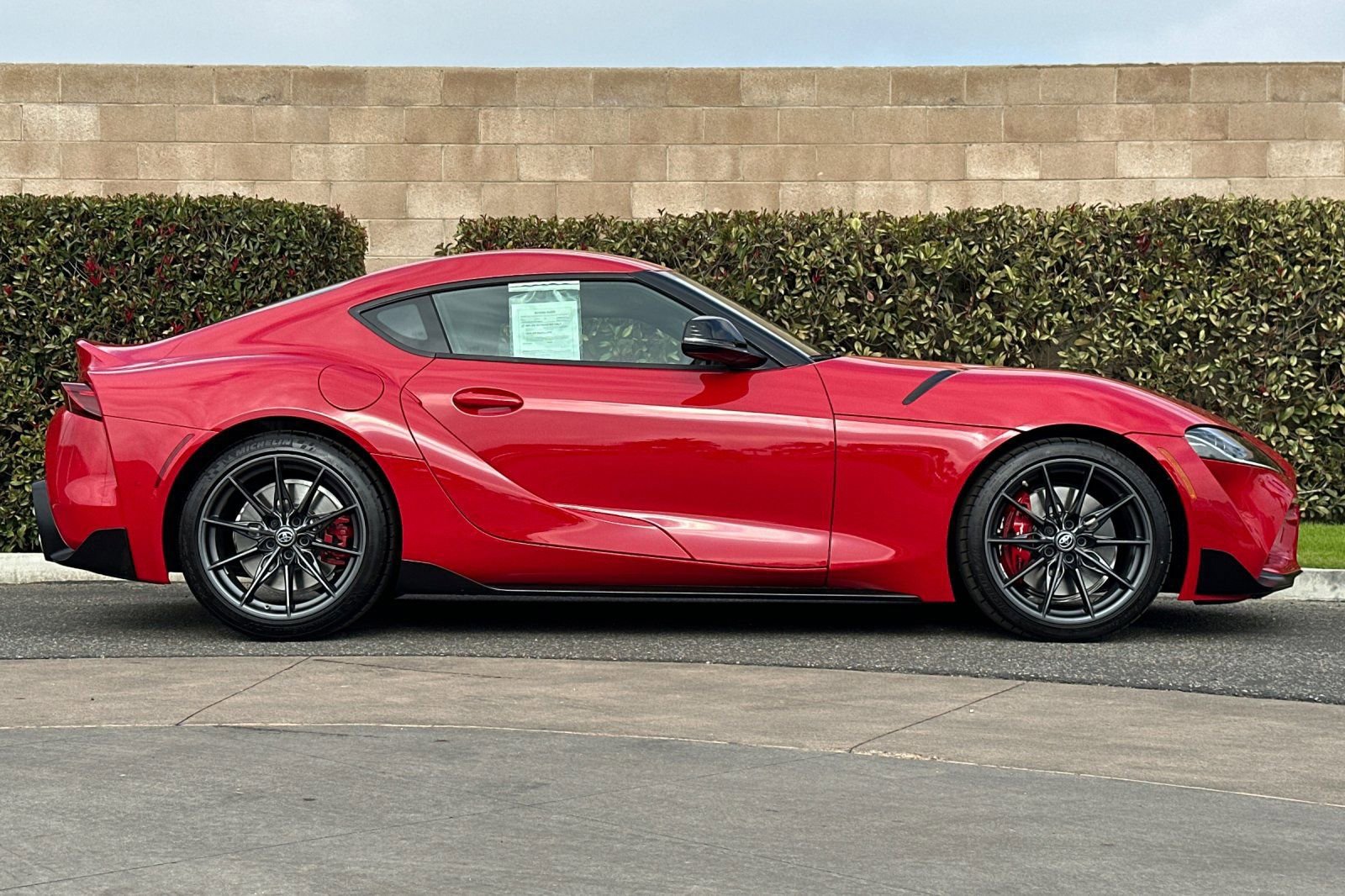 Used 2026 Toyota Supra Premium image 3