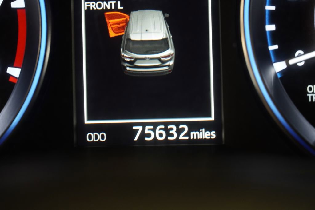 Used 2015 Toyota Highlander XLE image 5