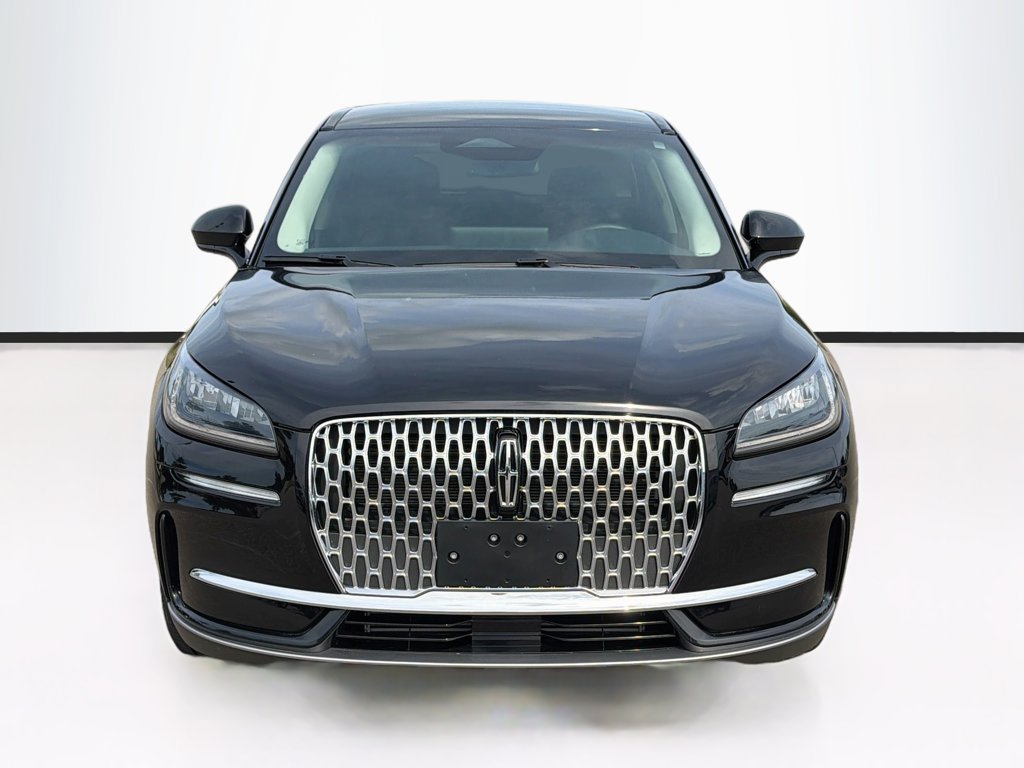 Used 2024 Lincoln Corsair AWD image 2