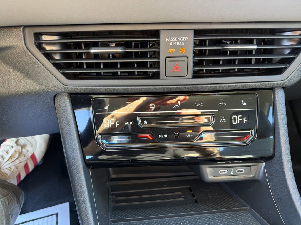 New 2026 Volkswagen Jetta SE FWD image 27