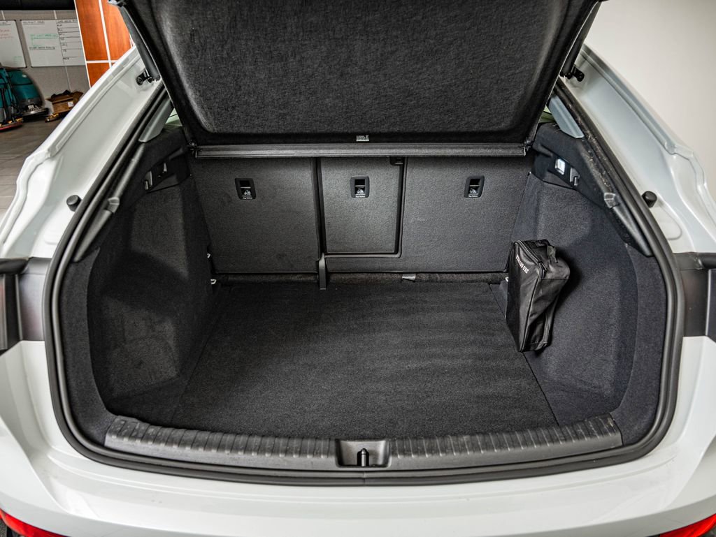 Used 2023 Audi Q4 e-tron Premium w/ Convenience Package image 35