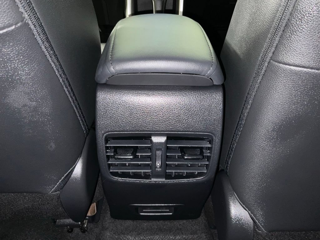 Used 2023 Toyota Corolla Cross XLE FWD image 17