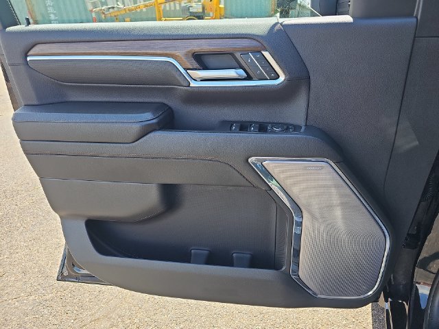 Used 2024 Chevrolet Silverado 2500 High Country w/ Z71 Off-Road Package AWD/4WD image 25