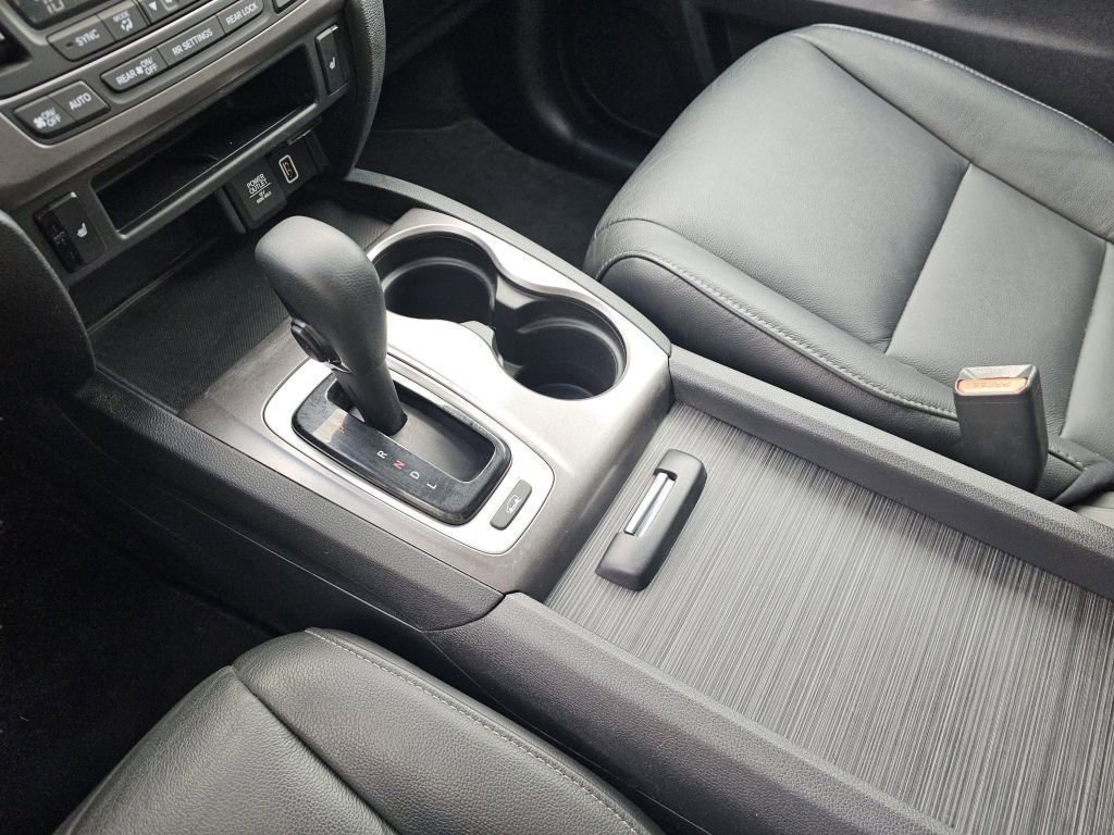Used 2019 Honda Pilot EX-L image 32