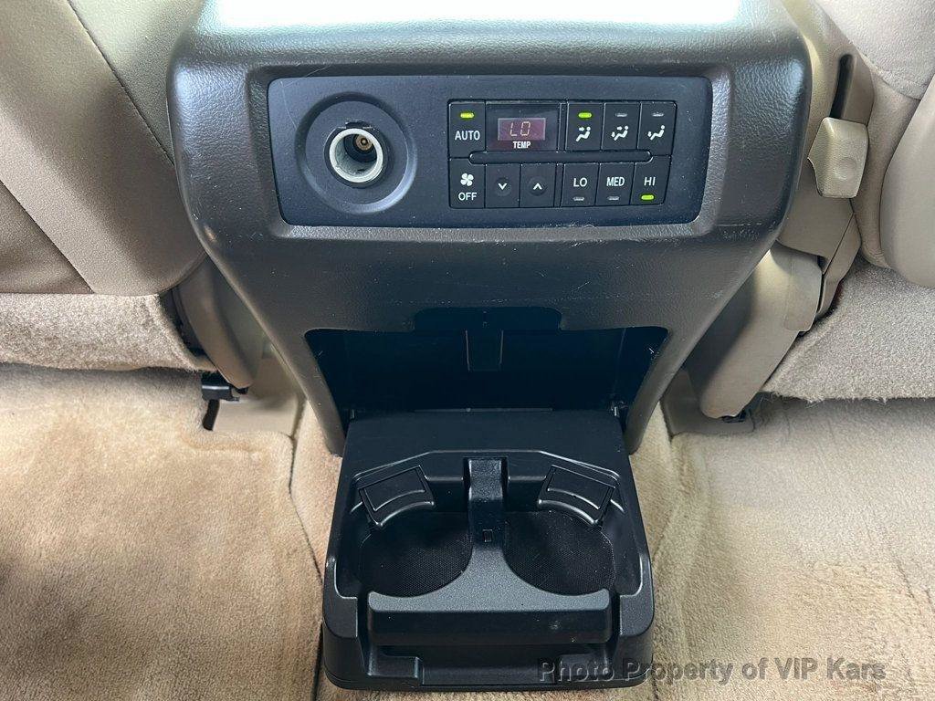 Used 2008 Toyota Sequoia SR5 w/ Moonroof & Roof Rack Pkg RWD image 17