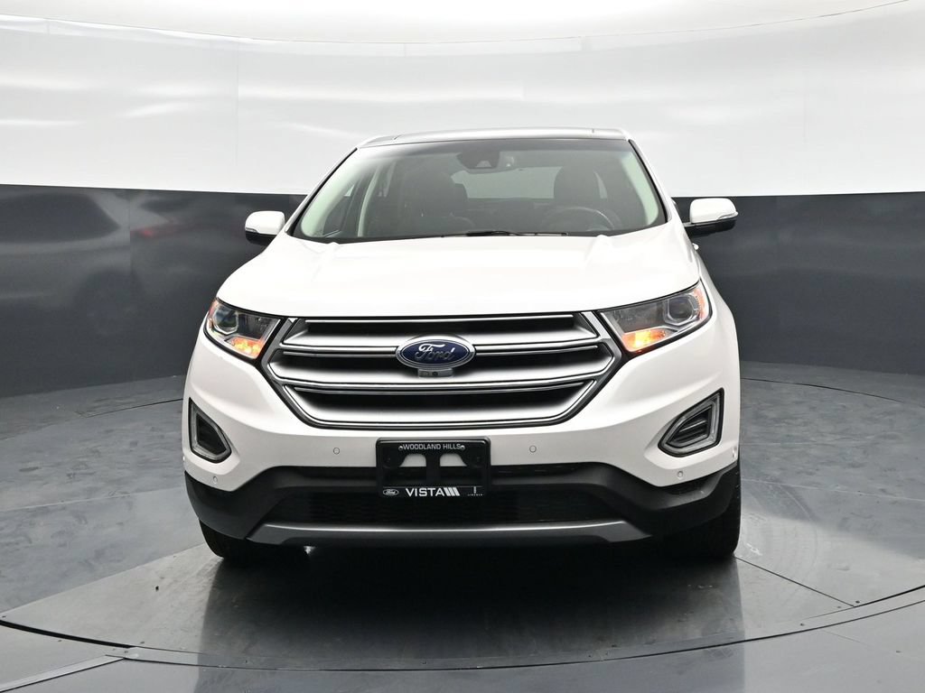 Used 2018 Ford Edge Titanium w/ Equipment Group 302A AWD/4WD image 24
