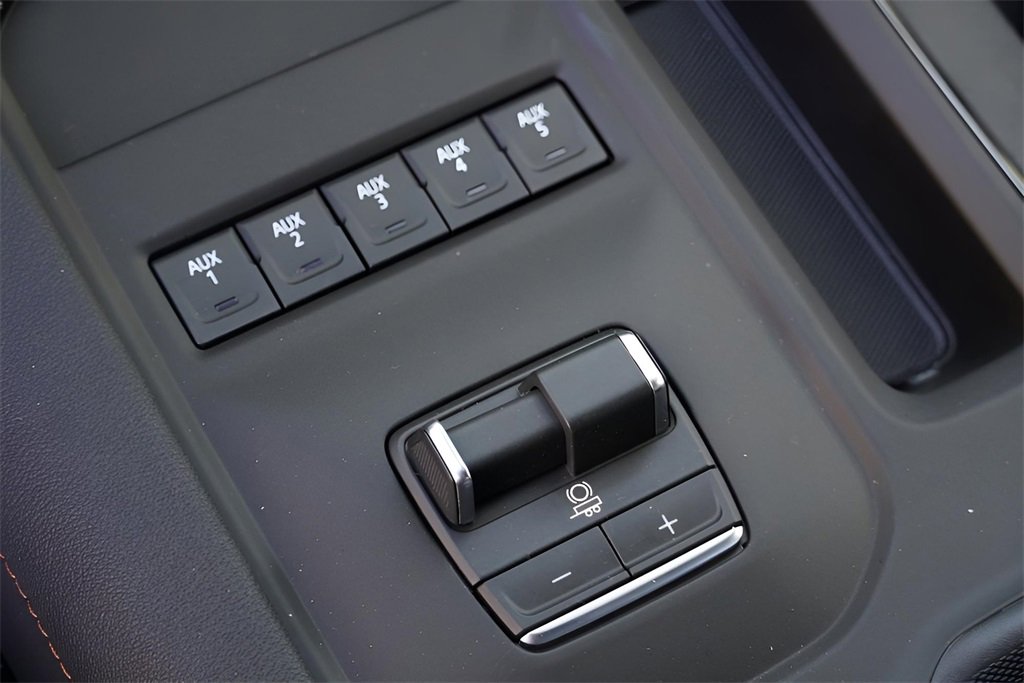 New 2026 GMC Sierra 2500 AT4 w/ AT4 Premium Plus Package image 19