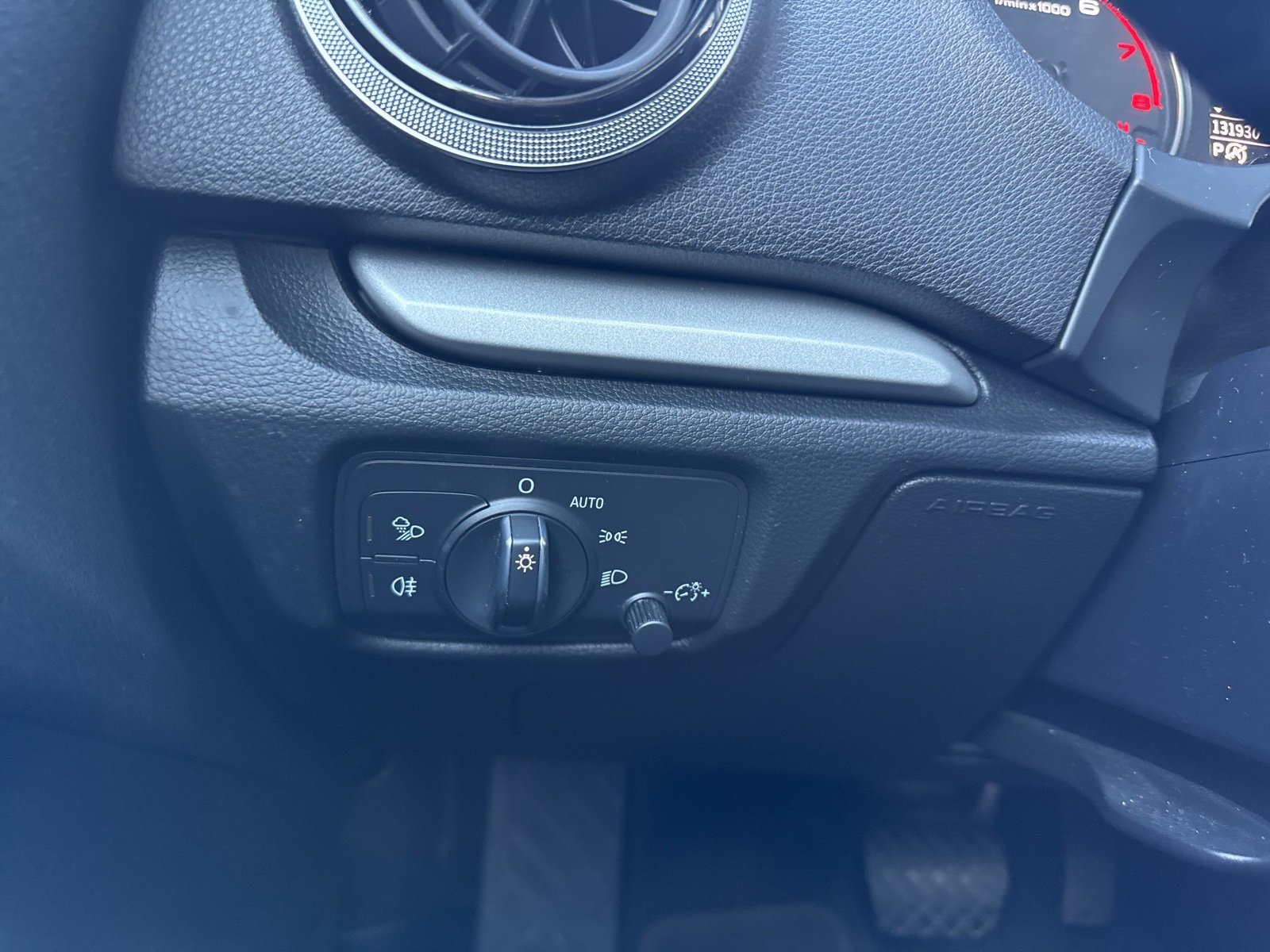 Used 2017 Audi A3 2.0T Premium image 34