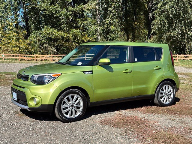 Used 2018 Kia Soul + FWD image 4
