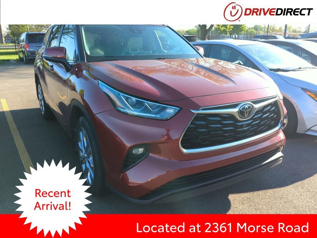 Used 2021 Toyota Highlander Limited image 1