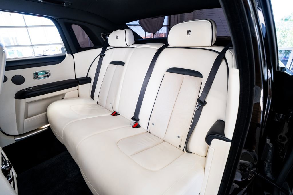 Used 2022 Rolls-Royce Ghost image 42