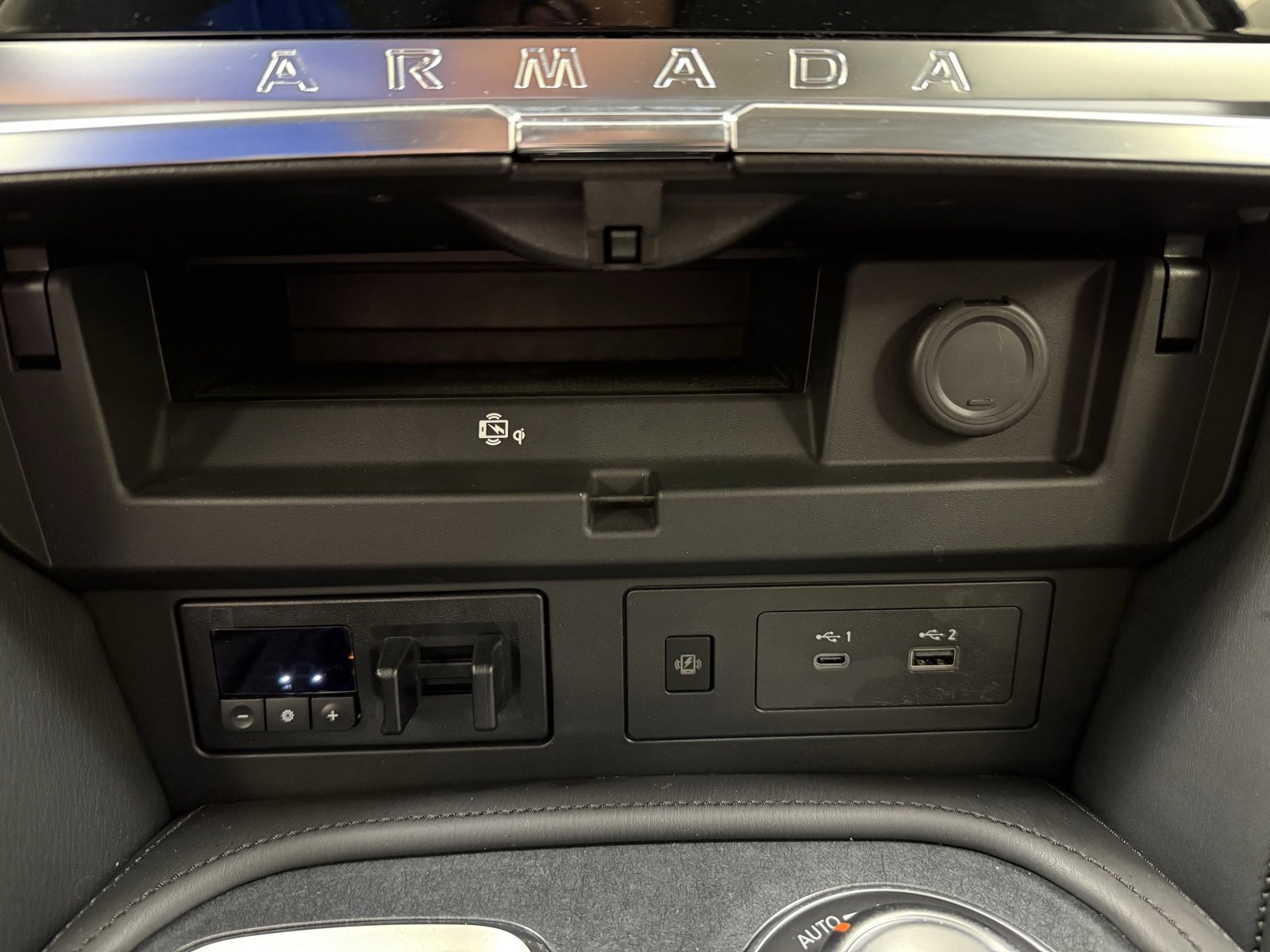 Used 2024 Nissan Armada SV w/ Cargo Package image 18