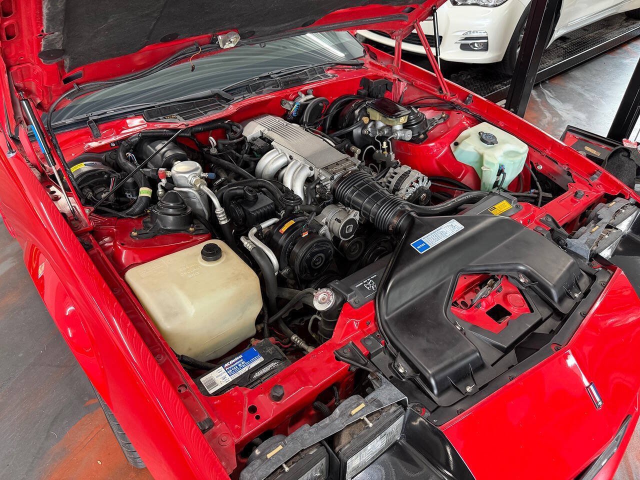 Used 1991 Chevrolet Camaro Z28 RWD image 22