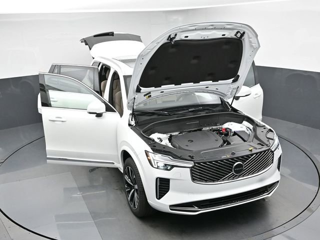New 2026 Volvo XC90 B6 Core w/ Protection Package Premier image 49