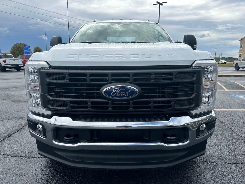 New 2026 Ford F250 XL image 3