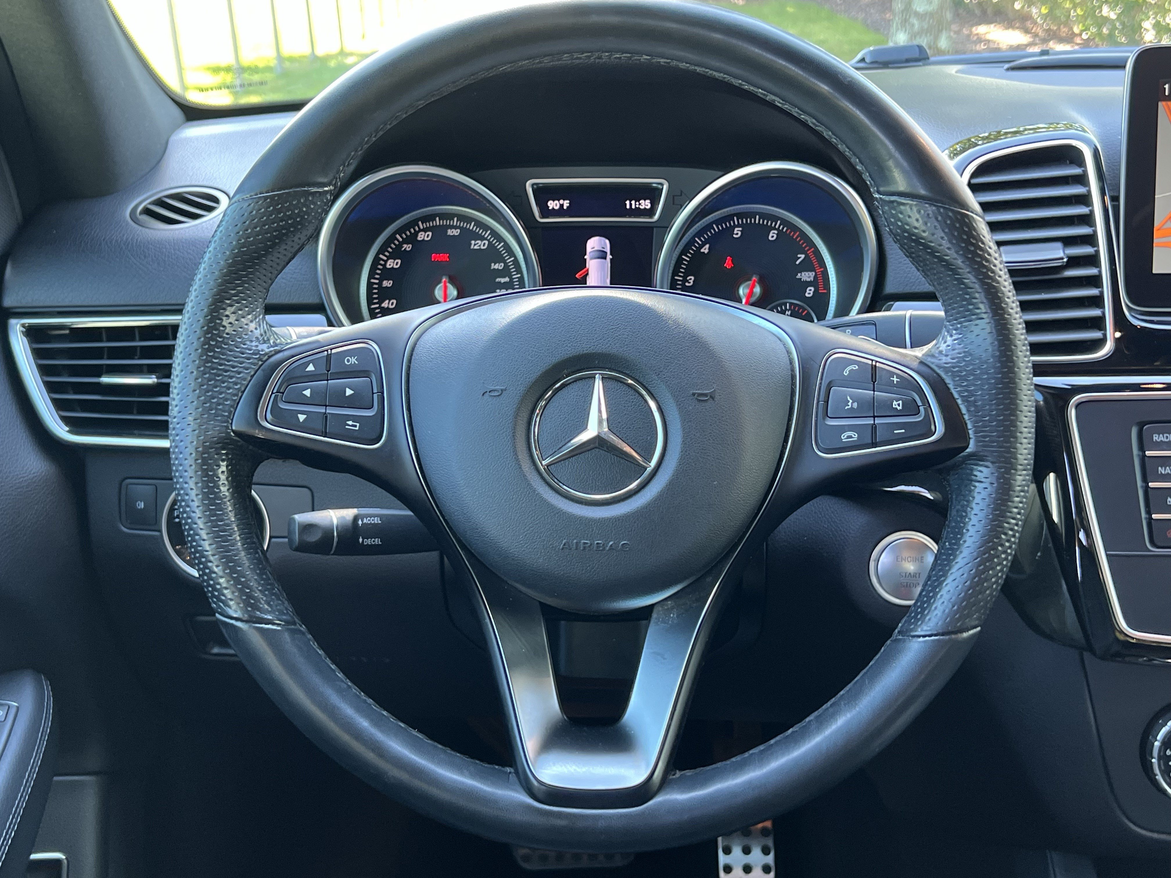 Used 2019 Mercedes-Benz GLE 400 4MATIC image 18