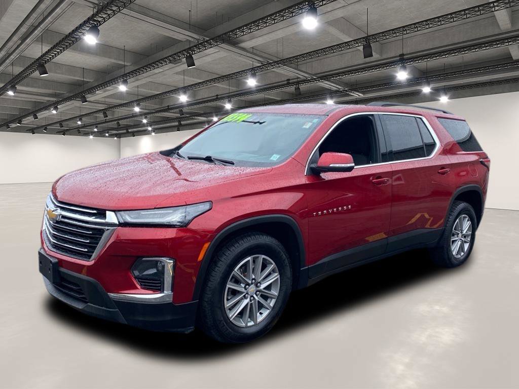 Used 2023 Chevrolet Traverse LT image 3