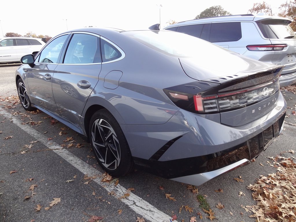 Used 2024 Hyundai Sonata SEL w/ Convenience Package image 4