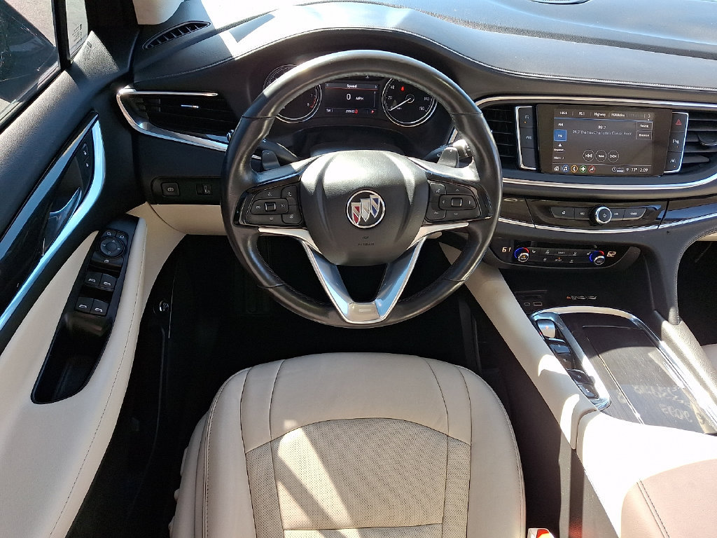 Used 2023 Buick Enclave Essence AWD/4WD image 11