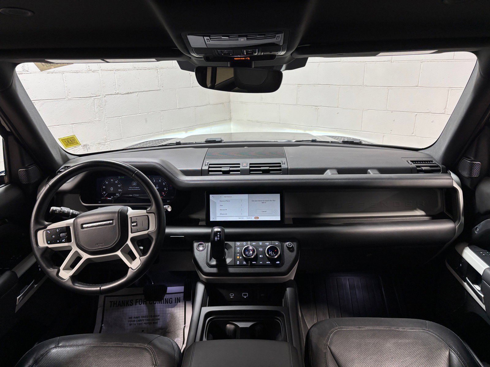 Used 2023 Land Rover Defender 110 X-Dynamic SE image 35