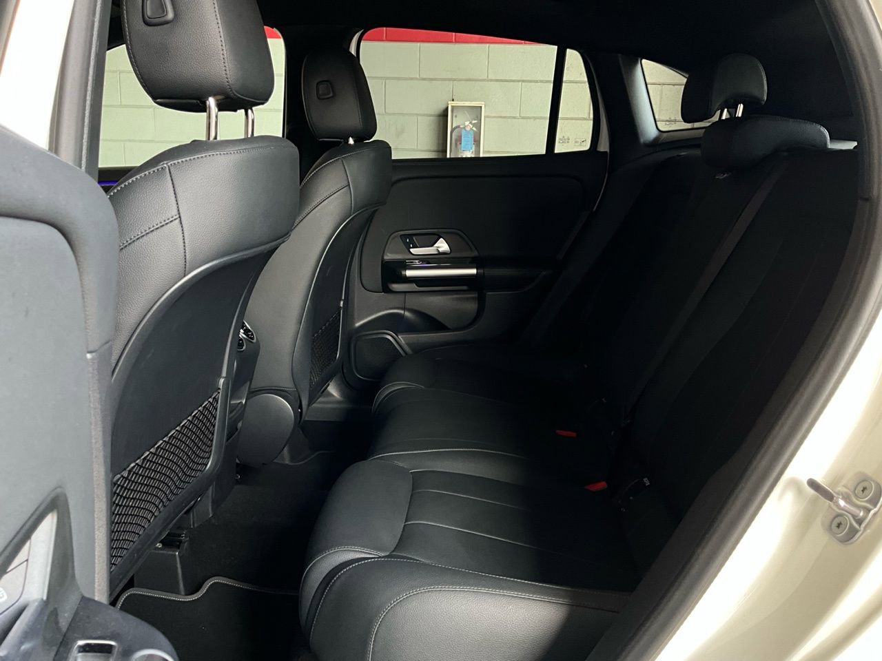 Used 2025 Mercedes-Benz GLA 250 image 11