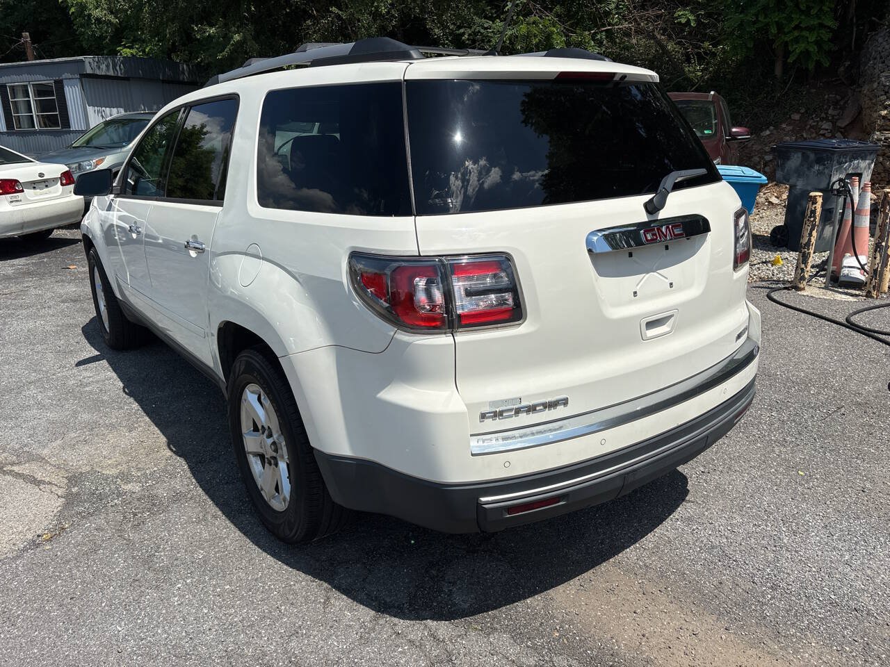 Used 2014 GMC Acadia SLE AWD/4WD image 12