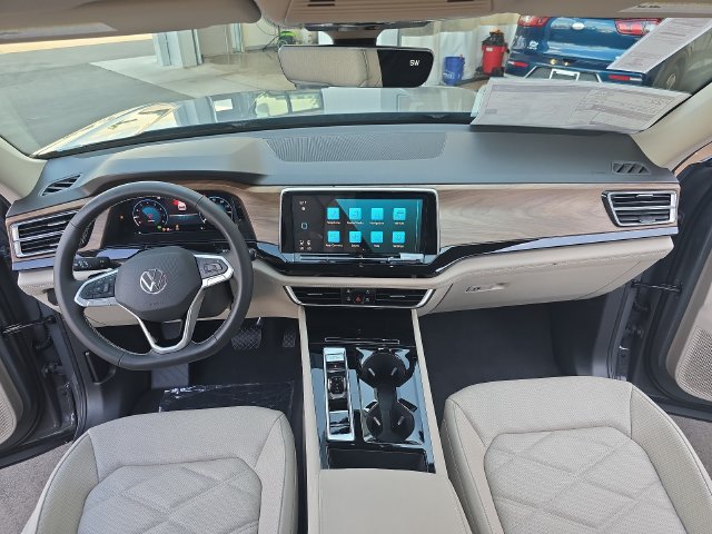 Used 2026 Volkswagen Atlas SE AWD/4WD image 14