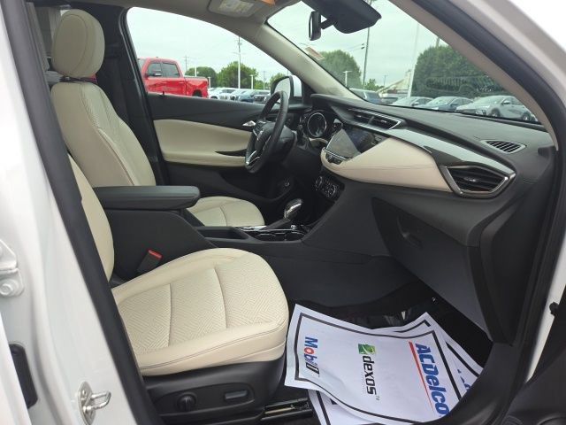 Used 2023 Buick Encore GX Essence w/ Experience Buick Package FWD image 56