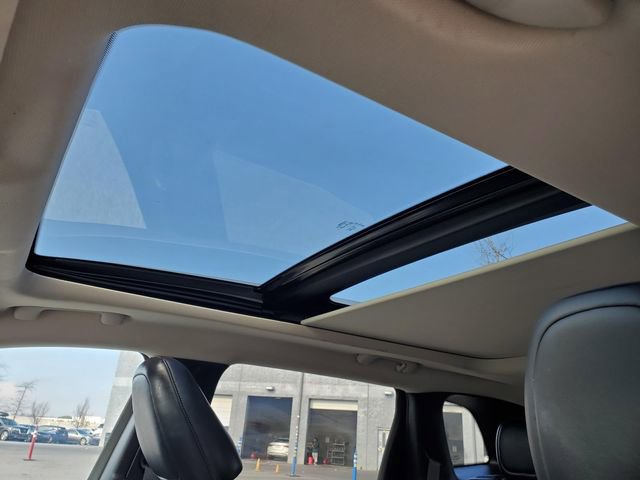 Used 2015 Jeep Cherokee Limited w/ Luxury Group image 18