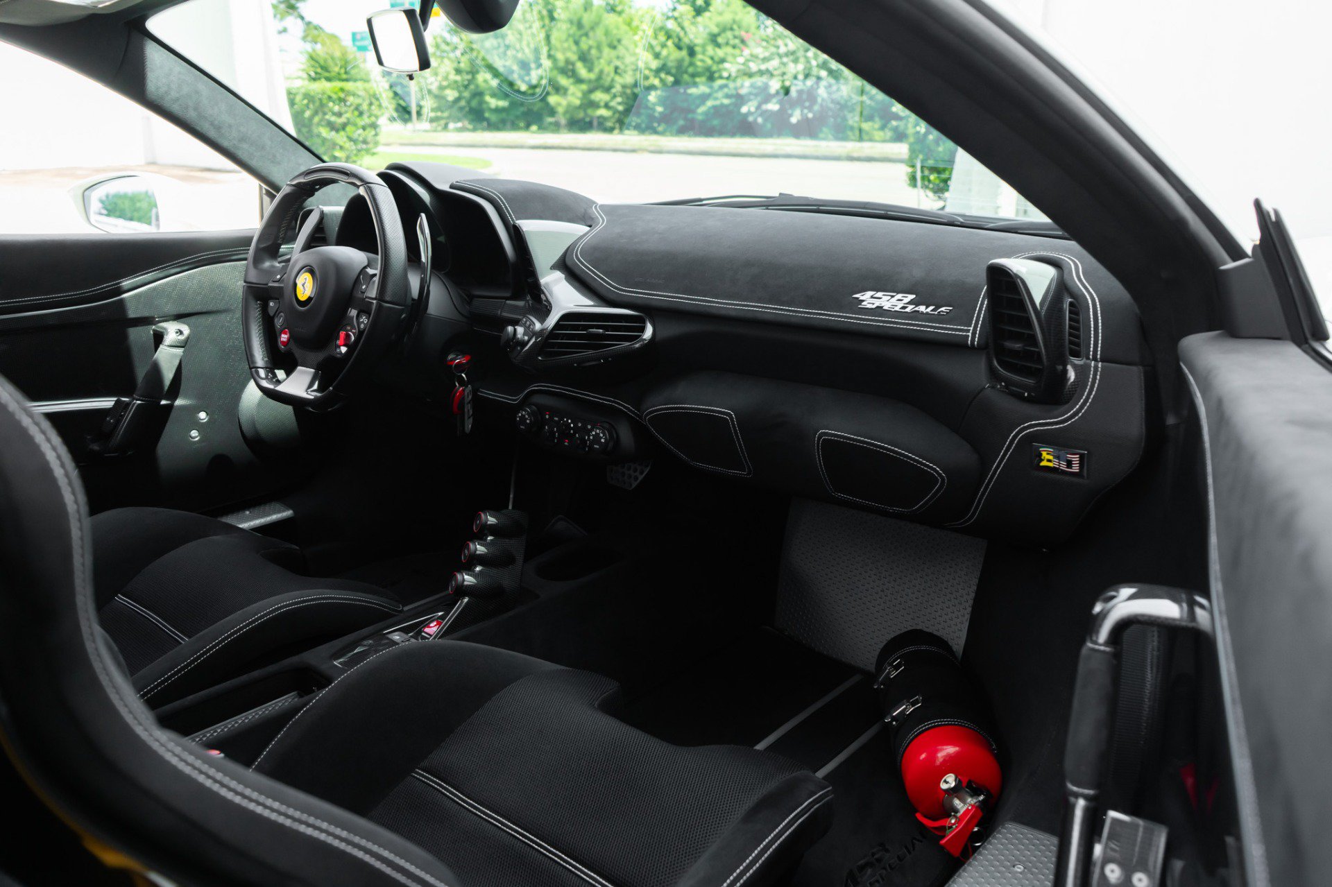 Used 2015 Ferrari 458 Speciale Coupe RWD image 20