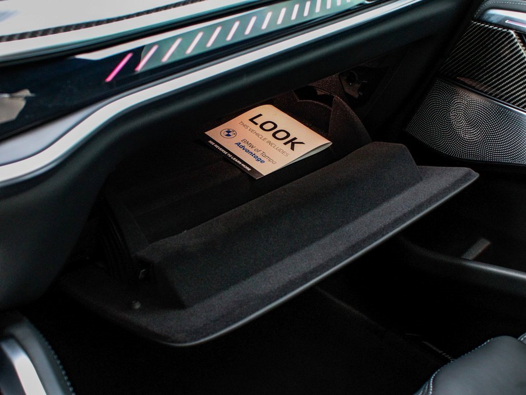 Used 2025 BMW X6 M Competition w/ Executive Package image 19