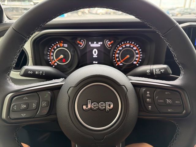 New 2025 Jeep Gladiator Sport image 11
