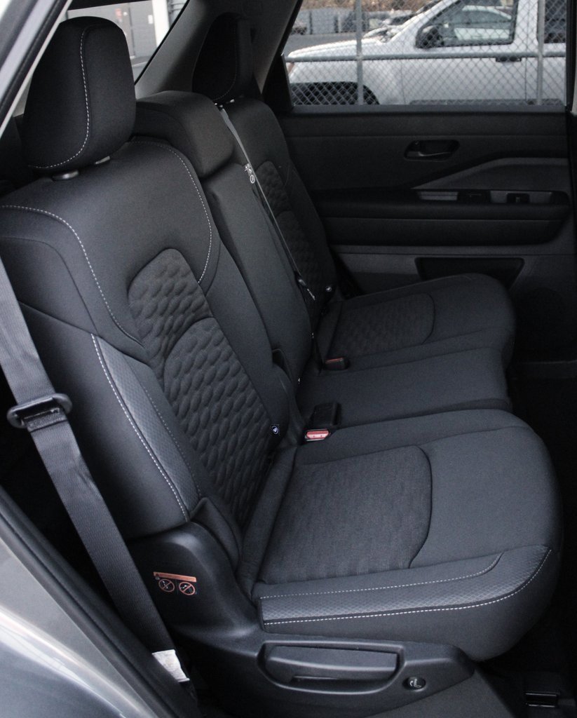 Certified 2024 Nissan Pathfinder S image 23